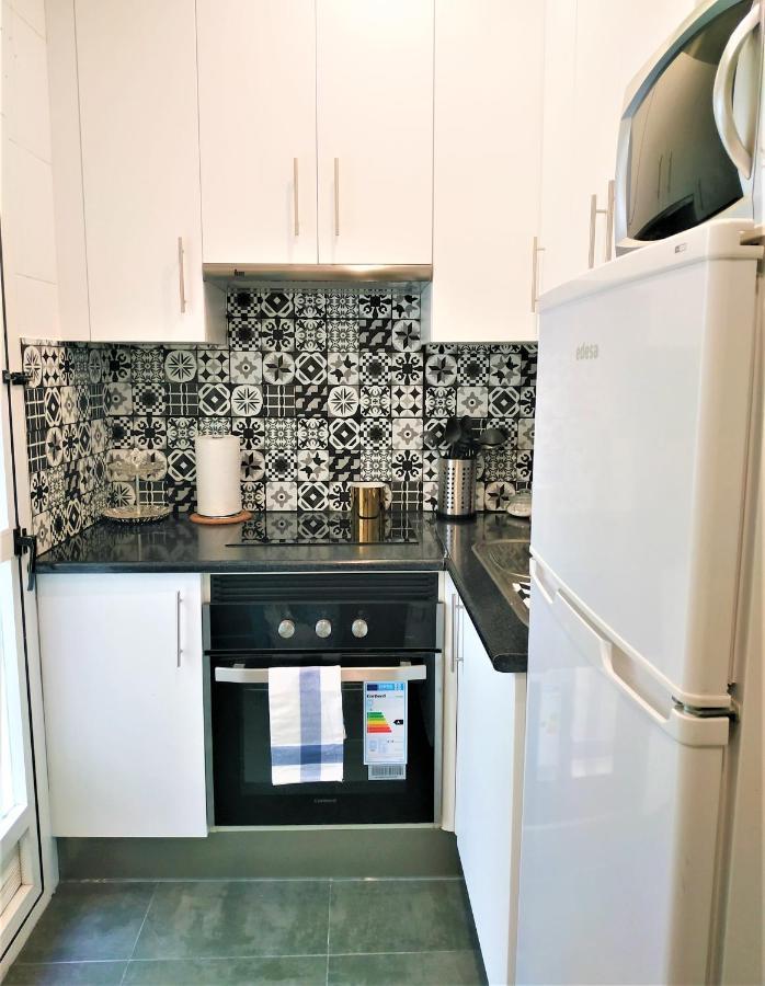 Andys Housing Madrid Rio Apartment Exterior photo